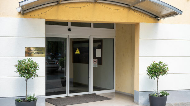 Club MenDan Apartmanház