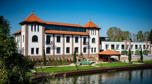Bordűr Wellness Hotel**** Superior & Szőnyegmúzeum