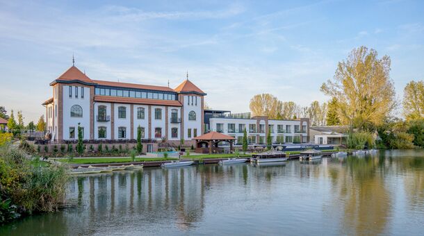 Bordűr Wellness Hotel**** Superior & Szőnyegmúzeum