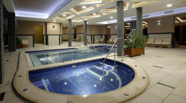 Hotel Villa Völgy****