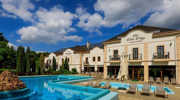 Hotel Villa Völgy****