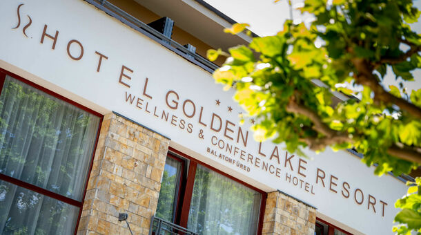 Hotel Golden Lake Resort****superior