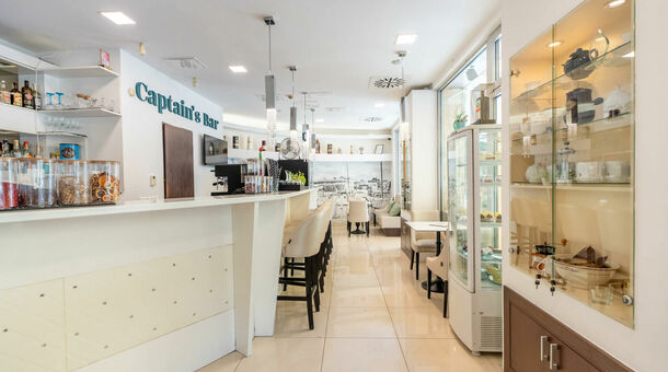 Hotel Golden Lake Resort****superior