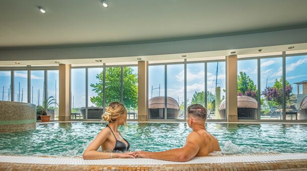 Hotel Golden Lake Resort****superior