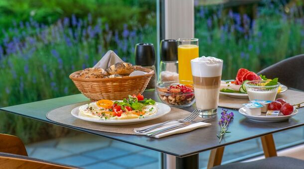 Ambient Hotel & AromaSPA****