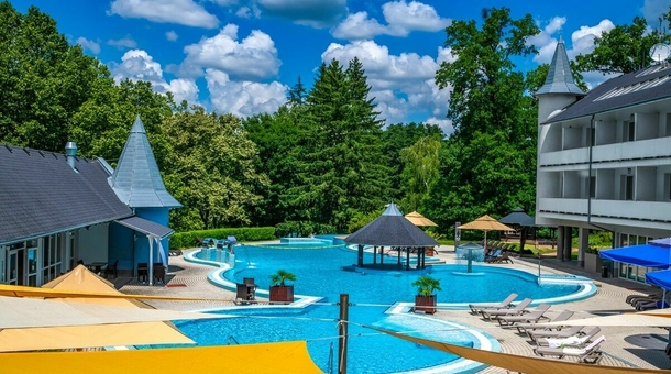 Ambient Hotel & AromaSPA****