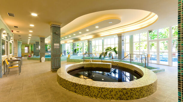 Hunguest Hotel Apollo***