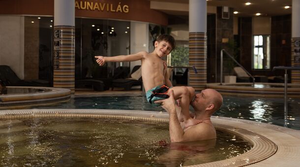 Borostyán Med-Hotel****