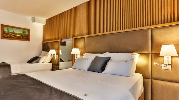 Napfény, nyár, Montenegró!