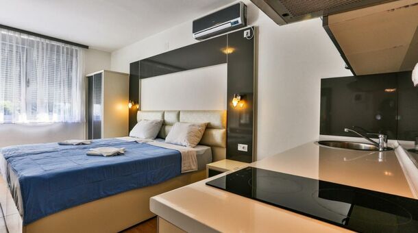 Napfény, nyár, Montenegró!