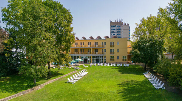 Hunguest Hotel Apollo***