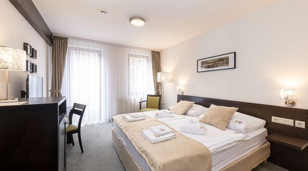 Bazilika alatt Panzió