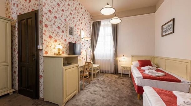 Bazilika alatt Panzió