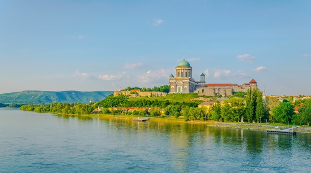 Bazilika alatt Panzió