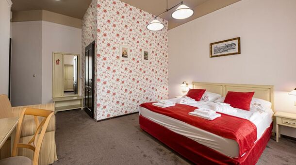 Bazilika alatt Panzió