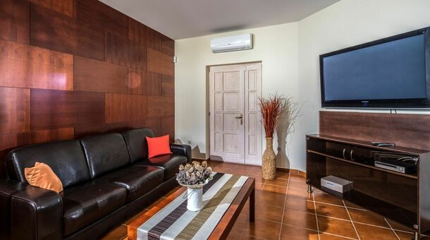 Szarvaskút Vendégházak +16