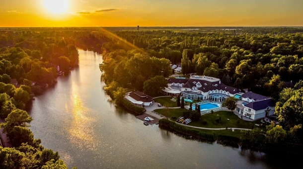 Liget Wellness és Konferencia Hotel****