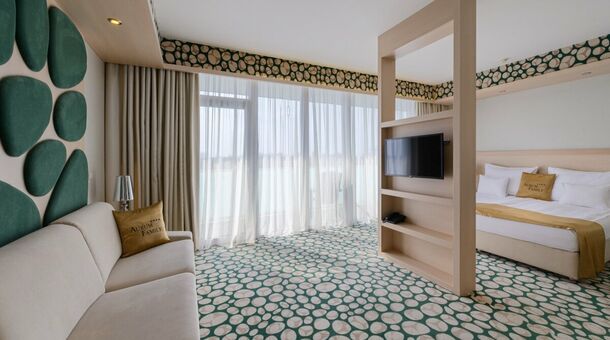 Hotel Aurum Family****