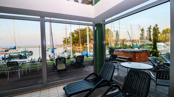 Hotel Yacht**** Wellness & Business