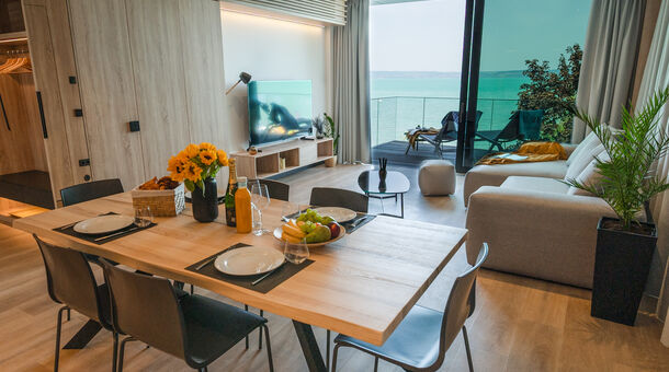 BJ81 Suite Hotel****