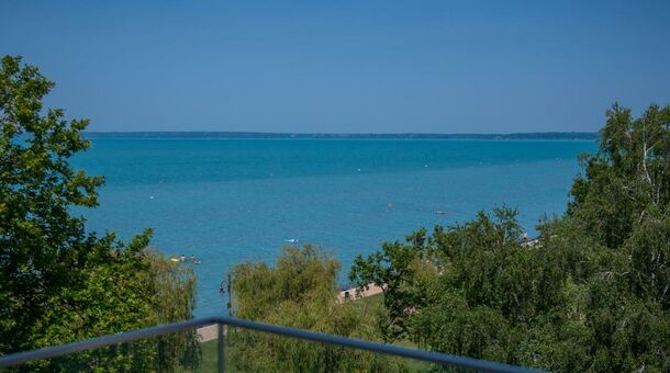 BJ81 Suite Hotel****