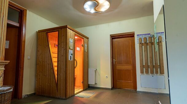 Gosztola Gyöngye - az erdő szállodája