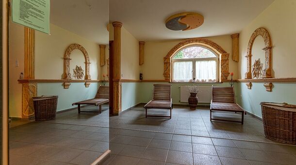 Gosztola Gyöngye - az erdő szállodája