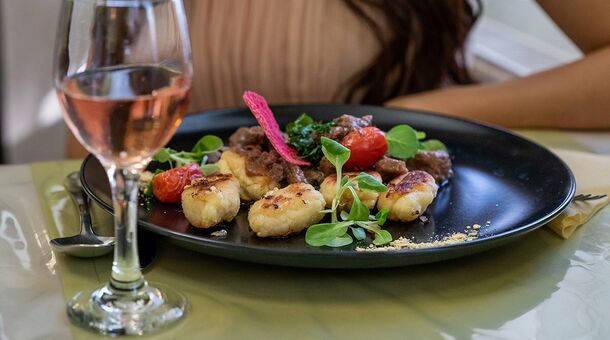 Gosztola Gyöngye - az erdő szállodája