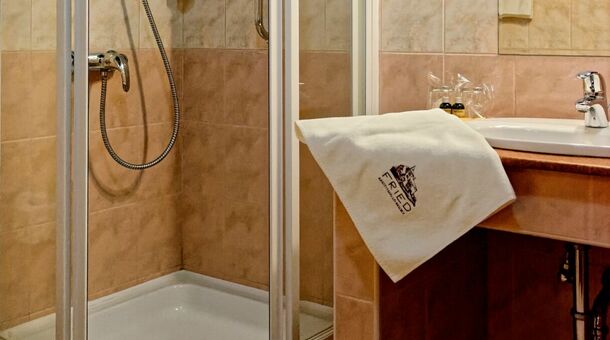 Fried Kastély*** Hotel