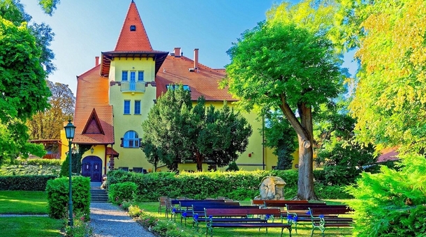 Fried Kastély*** Hotel