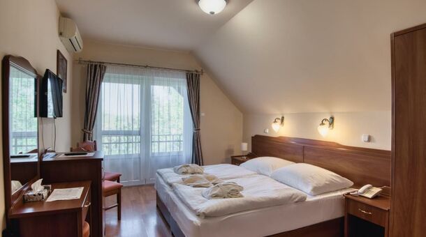 Fried Kastély*** Hotel