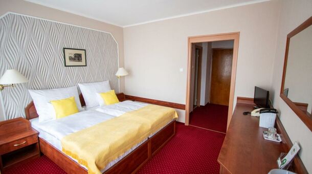 Komfort Hotel Platán