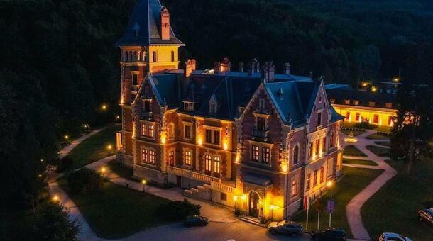 Kastélyhotel Sasvár Resort