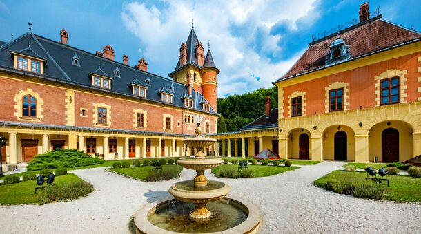 Kastélyhotel Sasvár Resort