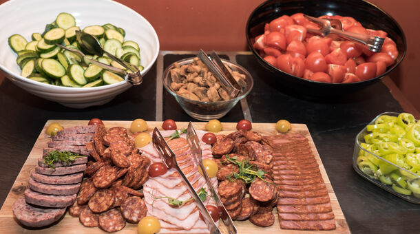 Royal Club Hotel****