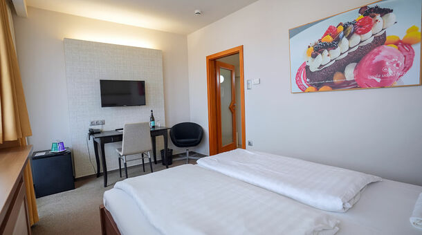 Imola Udvarház Dessert Hotel***