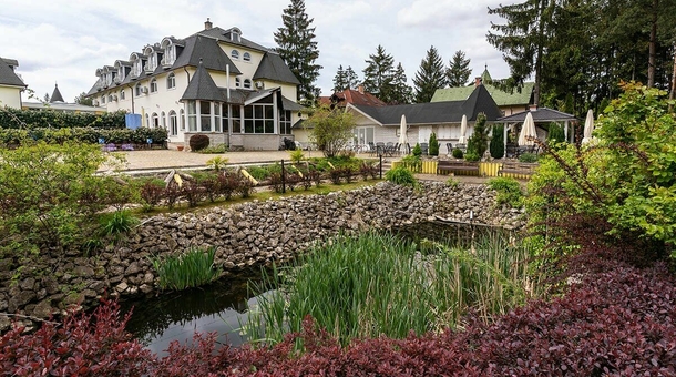 Gosztola Gyöngye - az erdő szállodája