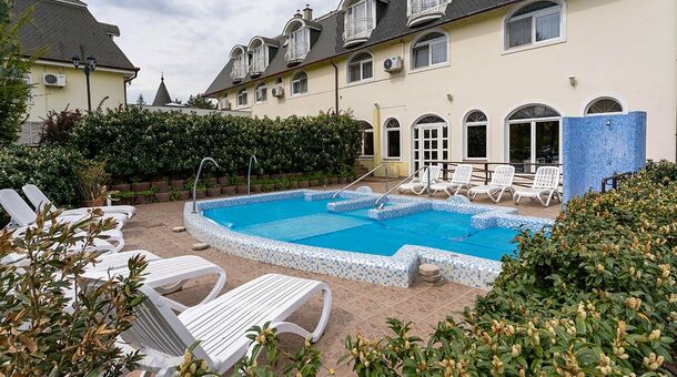 Gosztola Gyöngye - az erdő szállodája