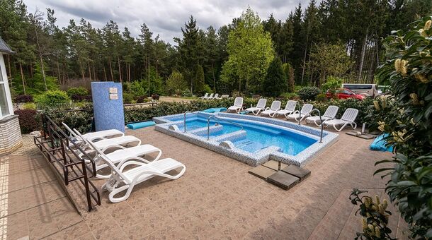 Gosztola Gyöngye - az erdő szállodája