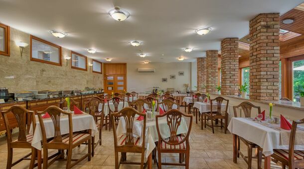 Főnix Wellness Resort****
