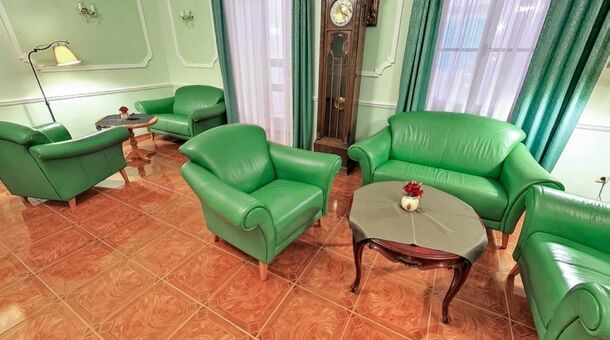 Batthyány Kastélyszálló****