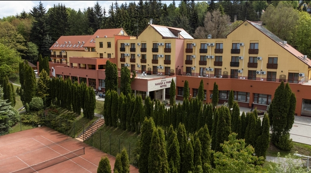 Hotel Narád****