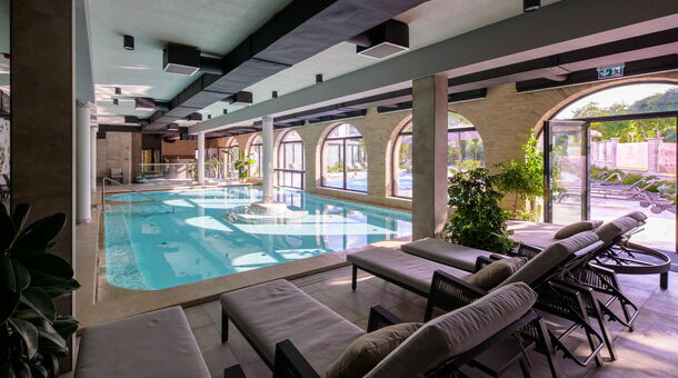 Bordűr Wellness Hotel**** Superior & Szőnyegmúzeum