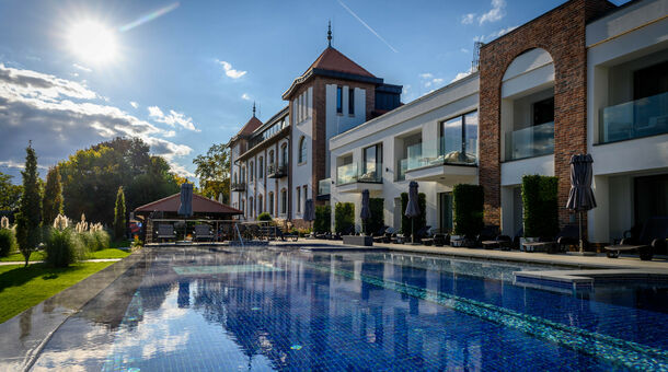 Bordűr Wellness Hotel**** Superior & Szőnyegmúzeum