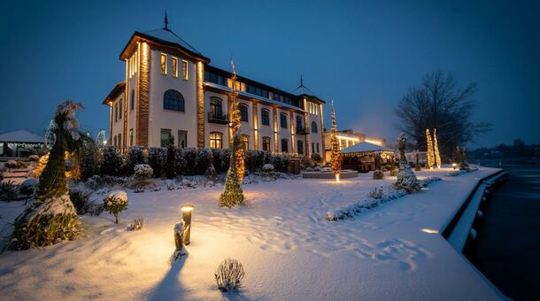 Bordűr Wellness Hotel**** Superior & Szőnyegmúzeum