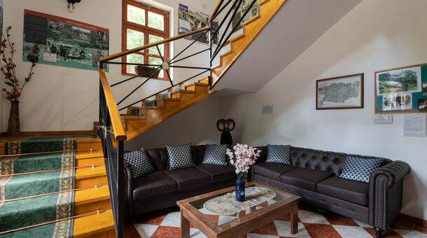 Kőkapu Vadászkastély és Hotel & Apartments