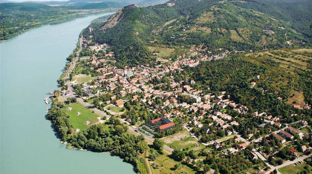 Royal Club Hotel****