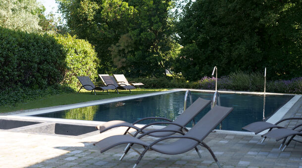 Royal Club Hotel****