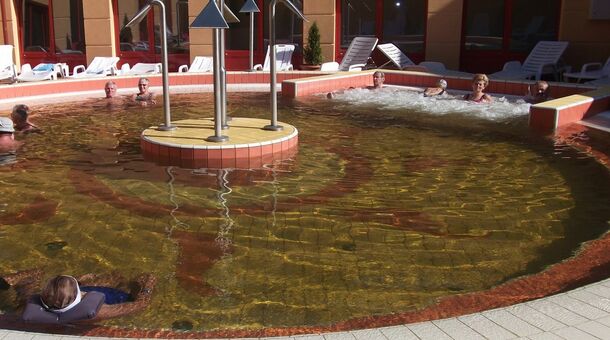 Vulkán Wellness Hotel & Camping