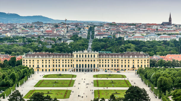 Röpke kiruccanás Bécsbe!